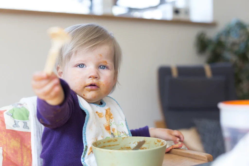 Why feeding time is important for child development